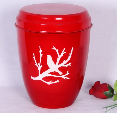 IRON CHEAP URN.
ITEM NO. 6841
DESCRIPTION:-  IRON URN.
SIZE:- 25 CMS.
CAPACITY:-3.50 ML
FINISH:-  RED GLOSSY WITH WHITE BIRD SITTING TREE BRANCH.
PRICE:-
PACKING:- SINGLE BOX STYRO FOAM UNDER 4 PCS MASTER CARTON
Keywords: ASHES FOR POT