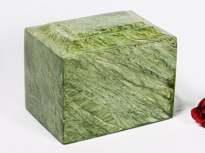 ALMINIUM PET URN
ITEM NO. 7099
DESCRIPTION:-  ALUMINIUM CASKET URN
SIZE:- 16 CM.
CAPACITY:-  2.50  ML
FINISH:-  GREEN MARBLE STONE FINISH.
PRICE:- 
PACKING:- SINGLE BOX STYRO FOAM UNDER 12 PCS MASTER CARTON.
Keywords: ASHES FOR POT