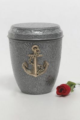 IRON URN
ITEM NO. 6593
DESCRIPTION:- IRON URN
SIZE:- 25 CMS.
CAPACITY:-2.50 ML
FINISH:- GRAY BLACK ENGRAVED SILVER APPLIQUE.
PRICE:-
PACKING:- SINGLE BOX STYRO FOAM UNDER 4 PCS MASTER CARTON

Keywords: FUNERAL URN