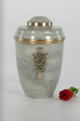 METAL CREMATION ADULT URN
ITEM NO. 6596
DESCRIPTION:- METAL CREMATION URN
SIZE:- 26 CM.
CAPACITY:- 3.50 ML
FINISH:- WHITE MARBLE CROSS BRASS BAND
PRICE:- 
PACKING:- SINGLE BOX STYRO FOAM UNDER 4 PCS MASTER CARTON.

Keywords: EUROPEON URN