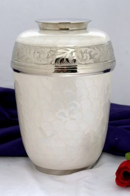METAL CREMATION ADULT URN
ITEM NO. 6641
DESCRIPTION:- METAL CREMATION URN
SIZE:- 27 CM.
CAPACITY:- 3.50 ML
FINISH:- WHITE ENAMELED SILVER ENGRAVE
PRICE:- 
PACKING:- SINGLE BOX STYRO FOAM UNDER 4 PCS MASTER CARTON.

Keywords: FUNERAL URN