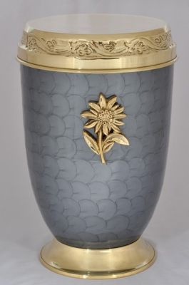 ITEM NO. 6745
DESCRIPTION:- BRASS URN
SIZE:- 30 CMS.
CAPACITY:-3.50 ML
FINISH:-  GRAY ENAMELED TOP & BASE BRASS
PACKING:- SINGLE BOX STYRO FOAM UNDER 4 PCS MASTER CARTON
Keywords: FUNERAL URN