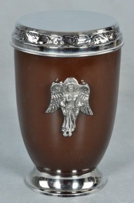 ITEM NO. 6749
DESCRIPTION:- BRASS URN
SIZE:- 30 CMS.
CAPACITY:-3.50 ML
FINISH:- NICKLE TOP LID & BASE BROWN GLOSSY WITH MOTHER MARRY SILVER.
PRICE:-
PACKING:- SINGLE BOX STYRO FOAM UNDER 4 PCS MASTER CARTON
Keywords: FUNERAL URN