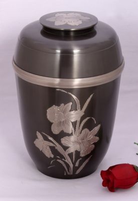 METAL CREMATION ADULT URN
ITEM NO. 6862
DESCRIPTION:- METAL CREMATION URN
SIZE:- 27 CM.
CAPACITY:- 3.50 ML
FINISH:- BLACK MAT PEWTER ENGRAVED FLOWER
PRICE:- 
PACKING:- SINGLE BOX STYRO FOAM UNDER 4 PCS MASTER CARTON.

Keywords: ADULT CREMATION URN