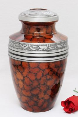 ALUMINIUM CREMATION URN
ITEM NO. 6929
MATERIAL:- ALUMINIUM
DESCRIPTION:- METAL CREMATION URN
SIZE:- 29 CM.
CAPACITY:- 3.50 ML
FINISH:- BROWN FIRE FOX ENGRAVED SILVER BAND
PRICE:- 
PACKING:- SINGLE BOX STYRO FOAM UNDER 4 PCS MASTER CARTON.
Keywords: FUNERAL URN