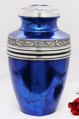 ALUMINIUM CREMATION URN
ITEM NO. 6931
MATERIAL:- ALUMINIUM
DESCRIPTION:- METAL CREMATION URN
SIZE:- 29 CM.
CAPACITY:- 3.50 ML
FINISH:- ROYAL BLUE ENGRAVED SILVER BAND
PRICE:- 
PACKING:- SINGLE BOX STYRO FOAM UNDER 4 PCS MASTER CARTON.
Keywords: FUNERAL URN