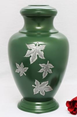 ALUMINIUM CREMATION URN
ITEM NO. 6936
MATERIAL:- ALUMINIUM
DESCRIPTION:- METAL CREMATION URN
SIZE:- 30 CM.
CAPACITY:- 3.50 ML
FINISH:-  GREEN GLOSSY ENGRAVED LEAVES
PRICE:- 
PACKING:- SINGLE BOX STYRO FOAM UNDER 4 PCS MASTER CARTON.
Keywords: FUNERAL URN