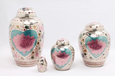 METAL CREMATION ADULT URN
