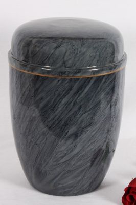 IRON CHEAP URN.
ITEM NO. 6981
DESCRIPTION:- IRON CHEAP URN.
SIZE:- 27 CMS.
CAPACITY:- 3.50 ML
FINISH:-  GRAY MARBLE WITH GOLDEN BAND.
PACKING:- SINGLE BOX STYRO FOAM UNDER 4 PCS MASTER CARTON

Keywords: ASHES FOR POT
