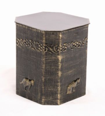 IRON PET CHEAP URN
ITEM NO. 7148 A
MATERIAL:- IRON PET CONTAINER URN.
SIZE:-  12 CMS
CAPACITY:-  1.00 ML
FINISH:-  BRASS ANTIQUE ENGRAVED BAND & CAT IMAGES.
PACKING :- SINGLE BOX UNDER 24 PCS MASTER CARTON
Keywords: ASHES FOR POT