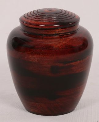 WOOD PET URN
ITEM NO. 7173
DESCRIPTION:- CLASSIC WOODEN PET URN
SIZE:- 16X12 CM.
CAPACITY:- 0.500
FINISH:-  ROSE WOOD FINISH TOP LID DESIGN LINENING.
PRICE:-
PACKING:- SINGLE BOX STYRO FOAM UNDER 24 PCS OF MASTER CARTON
Keywords: FUNERAL URN