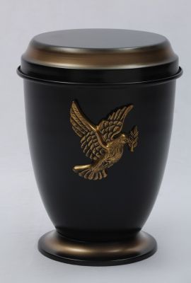 IRON CHEAP URN.
ITEM NO. 7205
DESCRIPTION:- IRON URN
SIZE:- 26 CMS.
CAPACITY:-3.50 ML
FINISH:-  BLACK WITH GOLDEN SHADE BRASS ANTIQUE PEGIN.
PRICE:-
PACKING:- SINGLE BOX STYRO FOAM UNDER 4 PCS MASTER CARTON
Keywords: FUNERAL URN