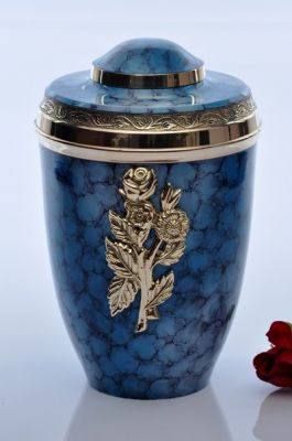 METAL CREMATION ADULT URN
ITEM NO. AC05
DESCRIPTION:- METAL CREMATION URN
SIZE:- 27 CM.
CAPACITY:- 3.50 ML
FINISH:- BLUE FIRE FOX FLOWER
PRICE:- 
PACKING:- SINGLE BOX STYRO FOAM UNDER 4 PCS MASTER CARTON.
Keywords: FUNERAL URN